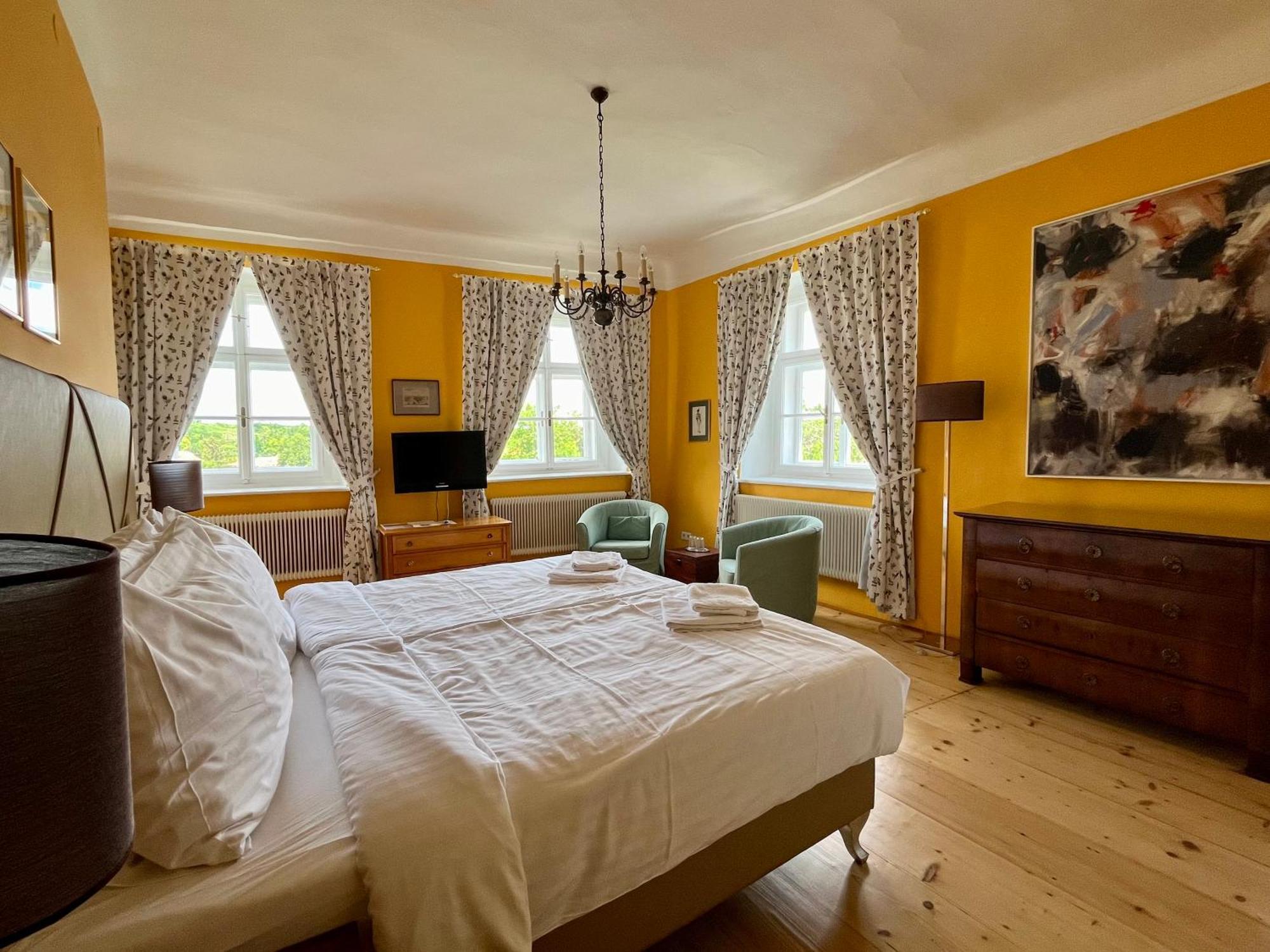 Schlosshotel Mailberg Exteriér fotografie